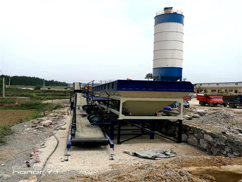 500穩(wěn)定土拌合站用于公路基層骨料生產(chǎn)，拌和站廠家科信可供應(yīng)